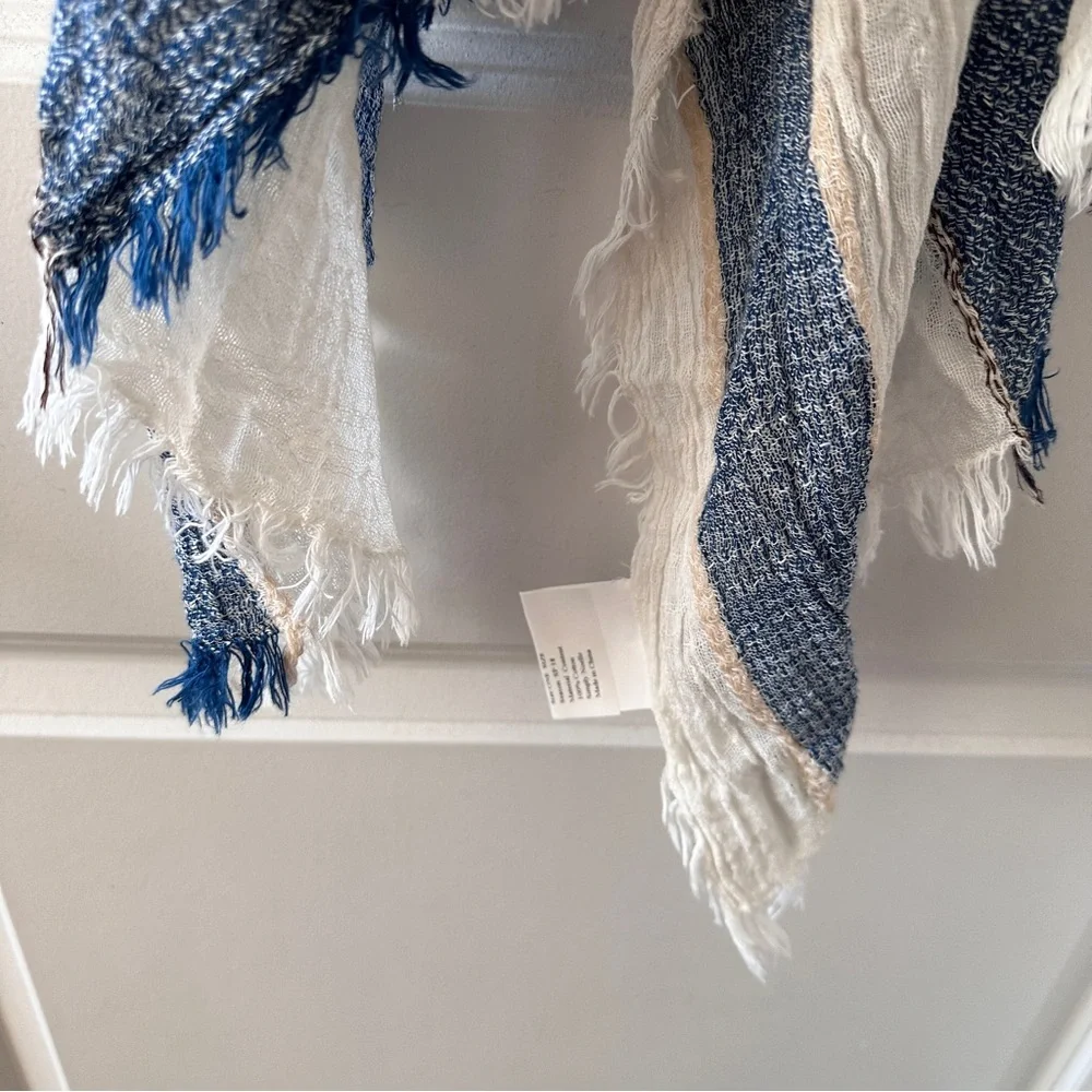 NWT Simply Noelle Beige & Blue Striped Blanket Scarf Boho Spring Classic Preppy